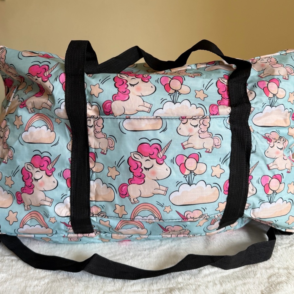 Foldable Unicorn Print Travel Weekender - Picture 3 of 12